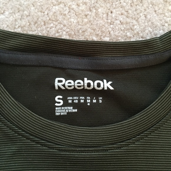 Men’s Reebok Tee - Picture 2 of 2